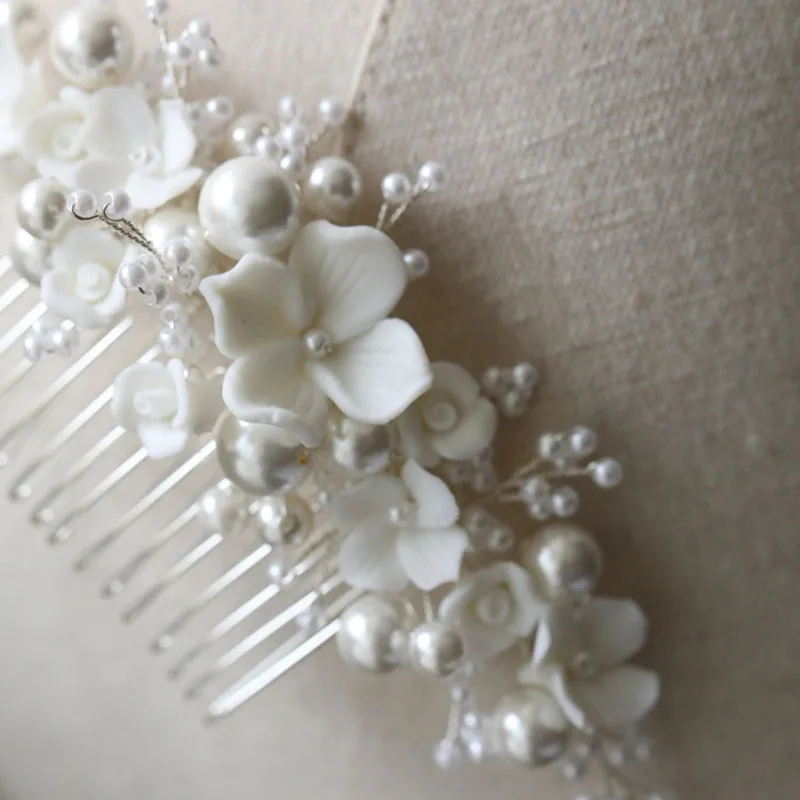 Floralbride Handmade Crystal Rhinestone Pearl Ceramic Flower Bridal Hair Comb Wedding Hair Accessories Bridesmaids Women Jewelry