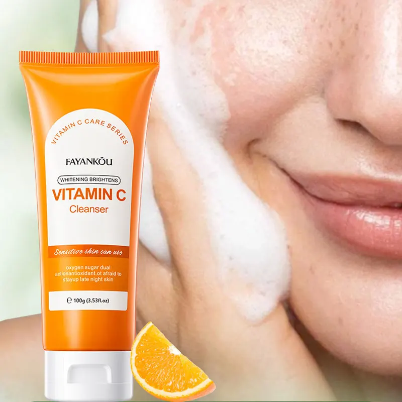 Vitamin C Whitening and Brightening Cleanser Cleansing and Blackhead Removal Deep Cleansing Oil Control Cleansing Products