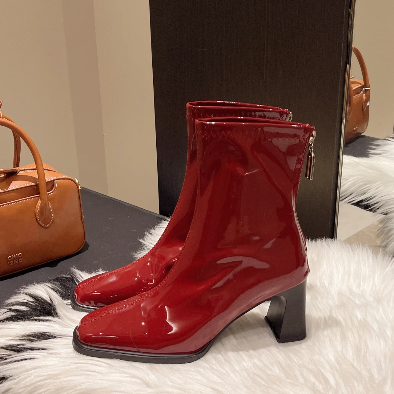 Botines Para Mujer Casual Tierra Bendita 993529 Charol Negro | Envío Gratis
