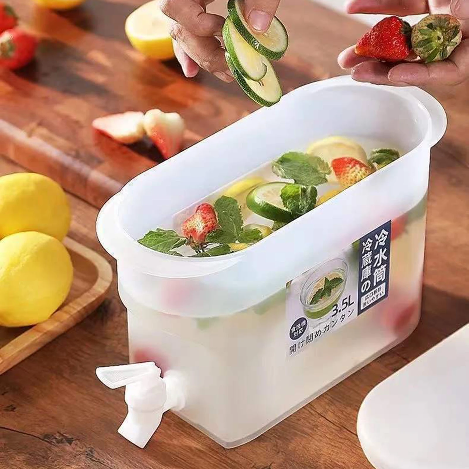 https://ae01.alicdn.com/kf/S2f6596c92d964f5caf55dc3280819634u/Cold-Water-Kettle-with-Faucet-Beverage-Dispenser-3-5L-Water-Jug-Lemonade-Juice-Container-Water-Pitcher.jpg