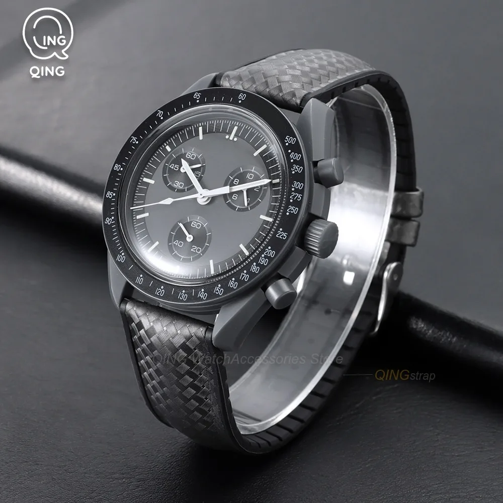 Premium 20mm Two-Tone Carbon Fiber Silicone Watch Strap - Sporty & Waterproof Replacement Band