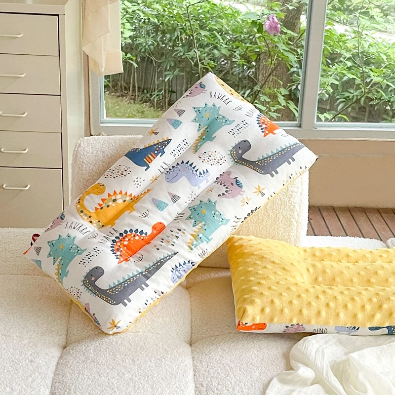 1PC Soft  e Baby Pillow Comfortable  velvet pillow For Newborns Baby Sleep Headrest Breathable Infant Kids Pillow 3