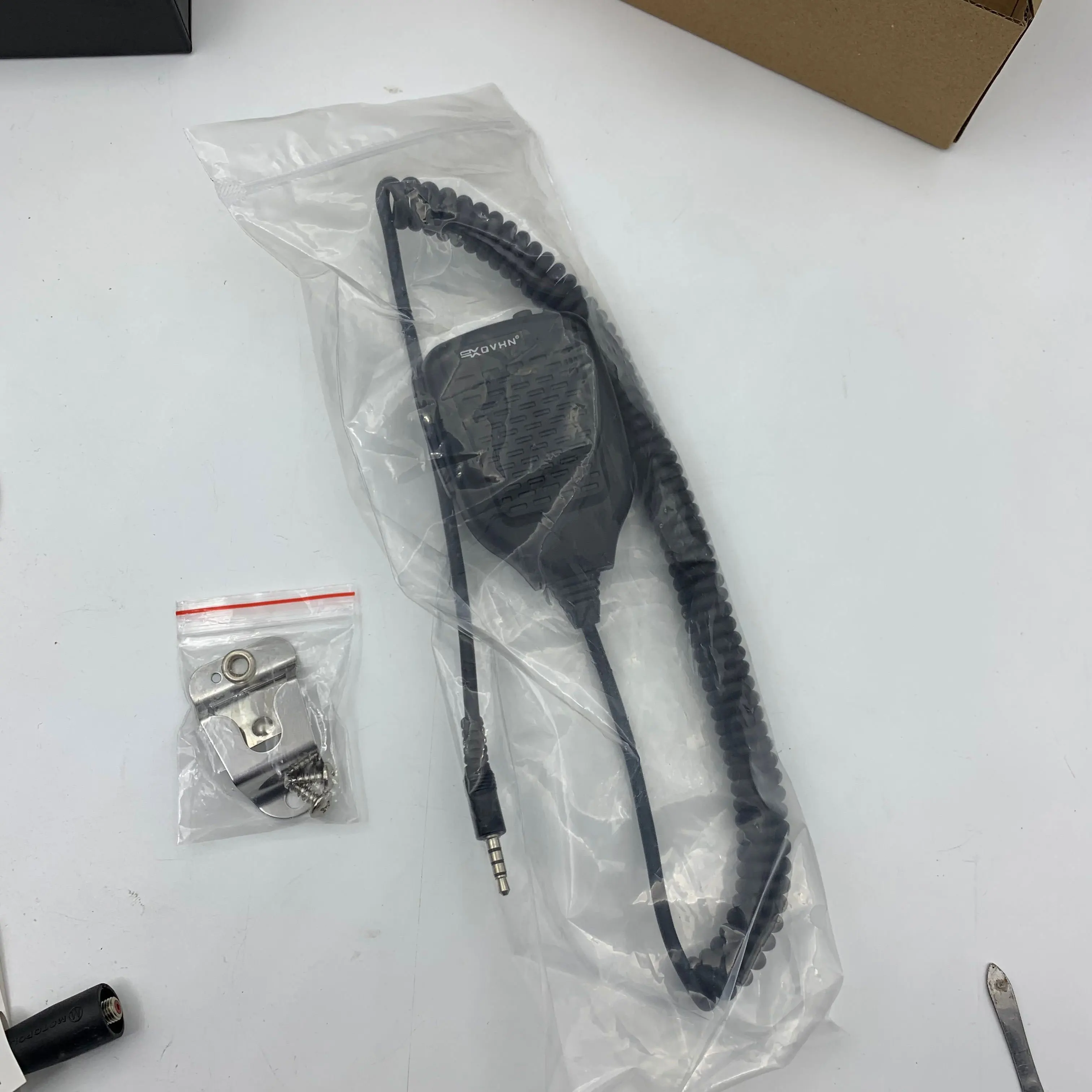 3.5mm Jack Plug  PTT Handheld and Shoulder Speaker  Microphone for zello