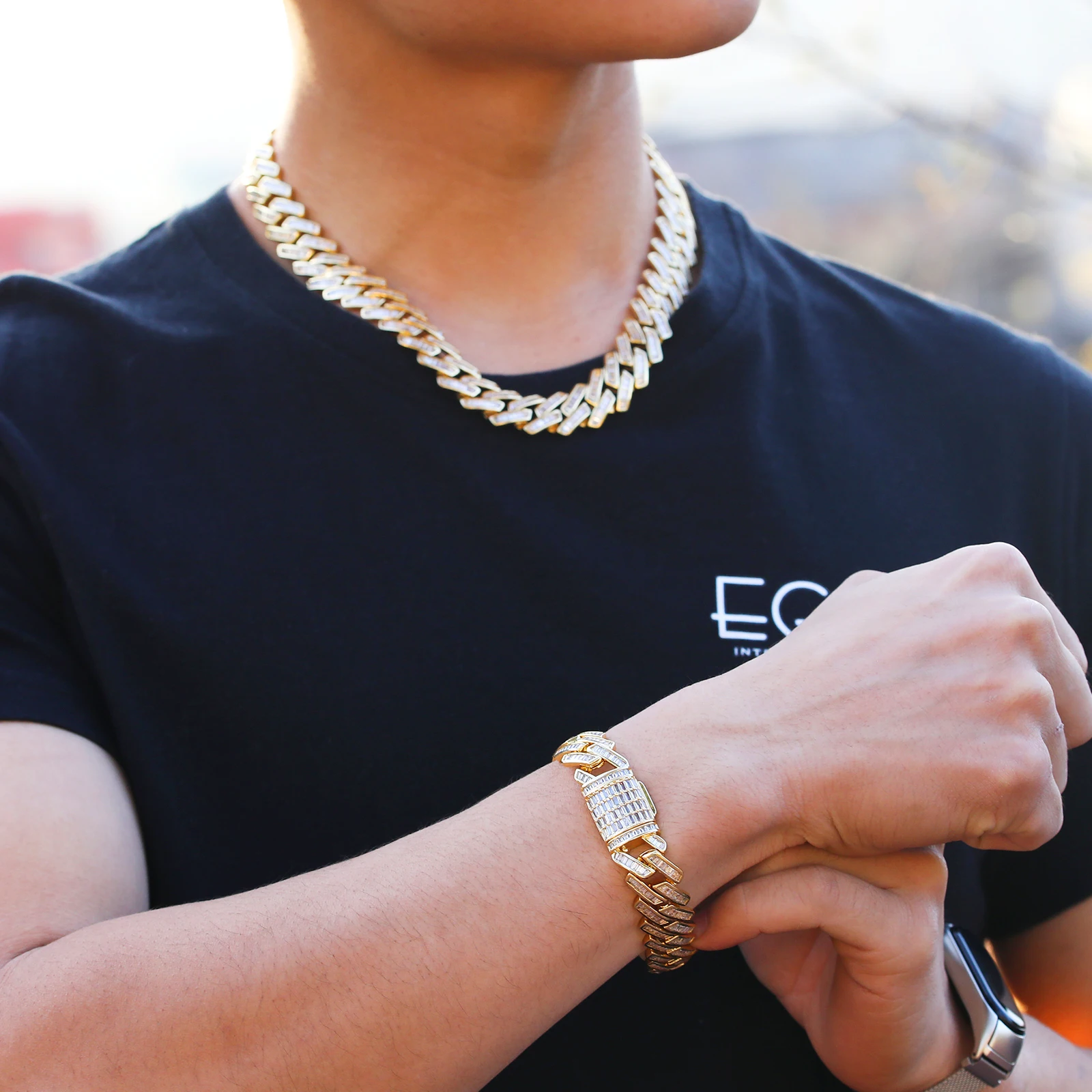 

Hip Hop Iced Out Bling AAAA Zircon Baguette Cuban Chain Necklace Fashion Jewelry Gold Silver Color CZ Choker Mens Necklace