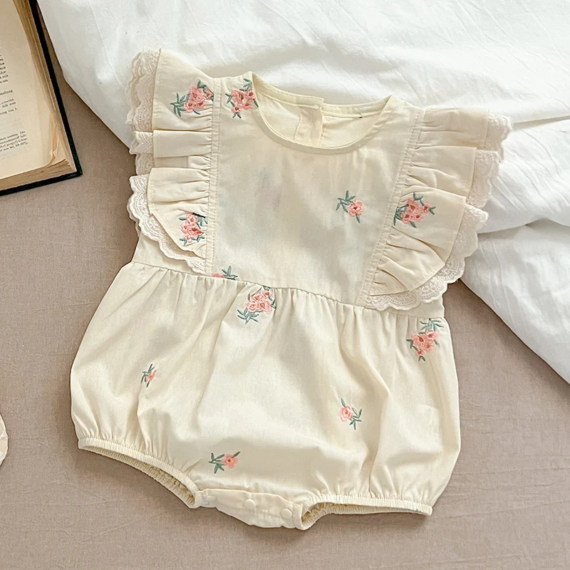 

2024 New Summer 0-24M Baby Clothing Toddler Baby Girl Jumpsuit Flying Sleeve Cotton Flower Embroidery Infant Baby Girl Bodysuits