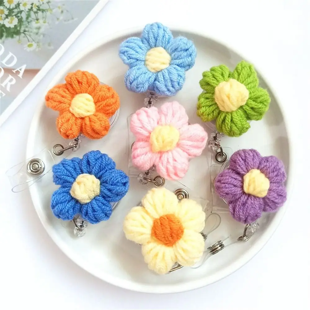 

Kawaii Flower Wool Retractable Nurse Badge Holder Cute Easy Pull Buckle Nurse Badge Reel Students Name Card ID Holder
