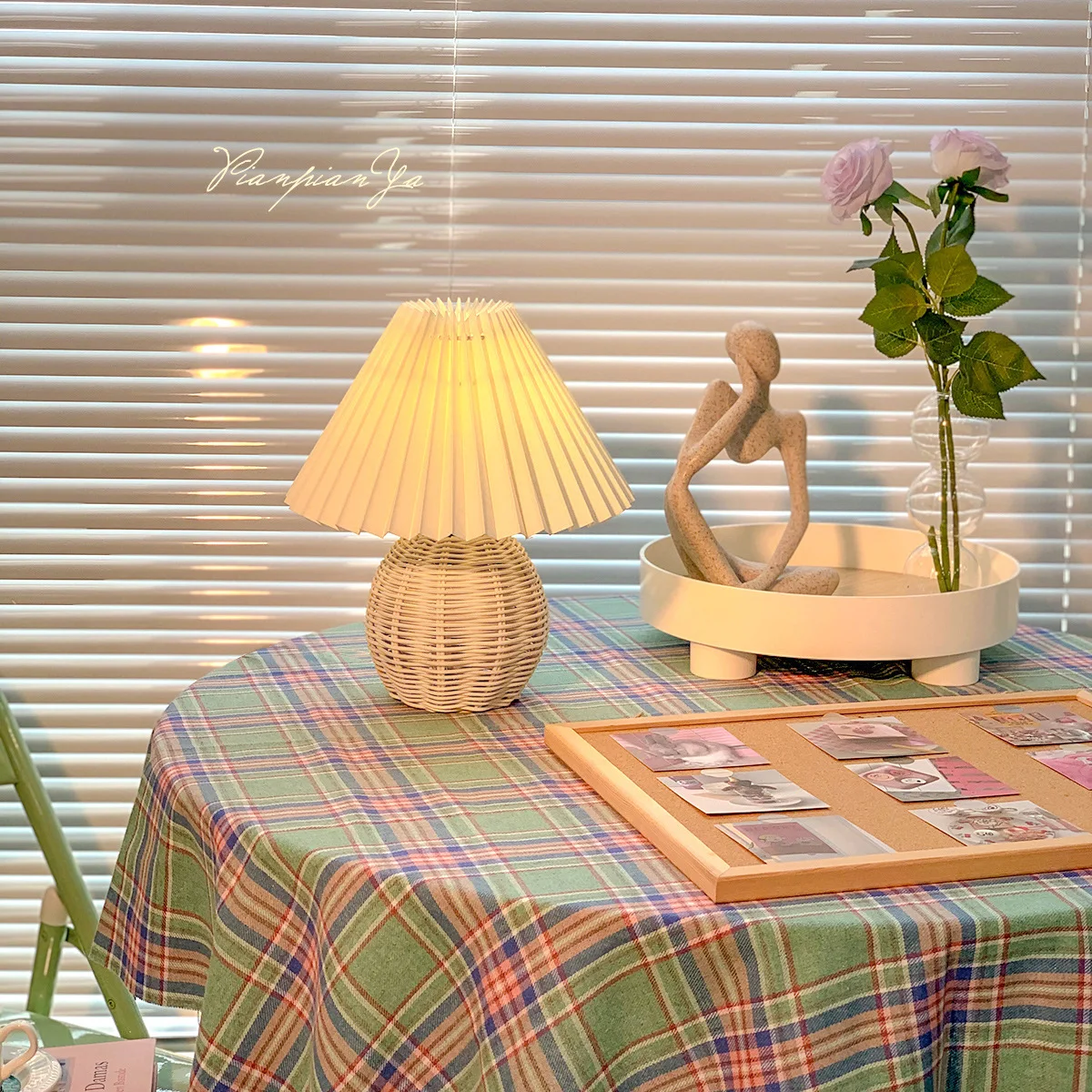 

Pleated Table Lamp Ins DIY Rattan Table Lights For Living Bedroom Home Decor Remote Dimming Study Reading Lamp Led Bedside Lamp