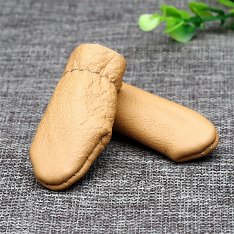 10Pcs 가죽 골무, 엄지 및 검지 손가락 보호대 슬리브 바늘 펠트 가드 손가락 슬리브 바느질 자수 바느질 도구