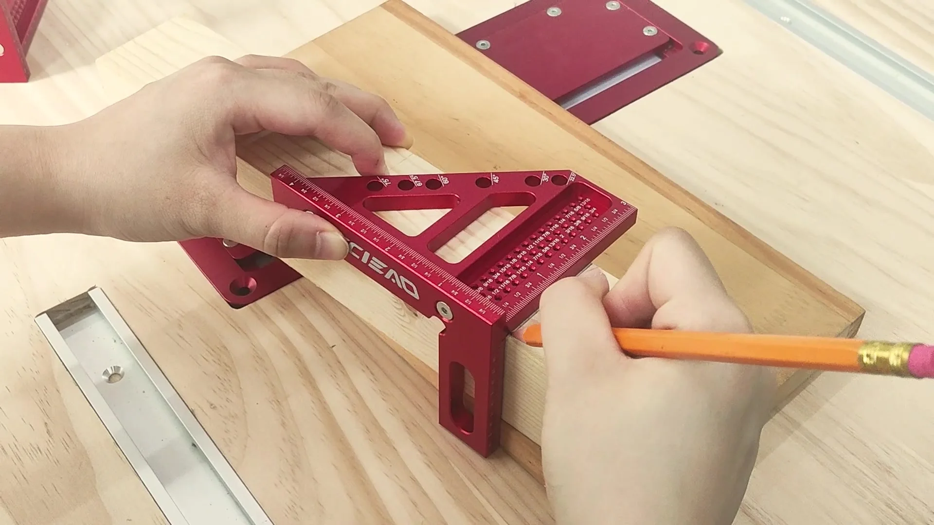 3D Multi Angle Measuring Ruler, 45/90 Degree Triangle Layout Scriber, 3D Woodworking Square Protractor, Aluminum Alloy Miter Triangle Ruler Woodworking Measuring Tools For Engineer Carpenter(Red - View #11
