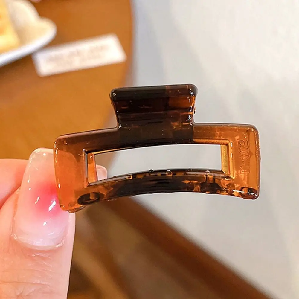 Elegante Kunststoff transparente Hai Clip kleine koreanische Stil Mini Haar klaue Haars pangen einfache hohle Haars pange Party – Detail 8