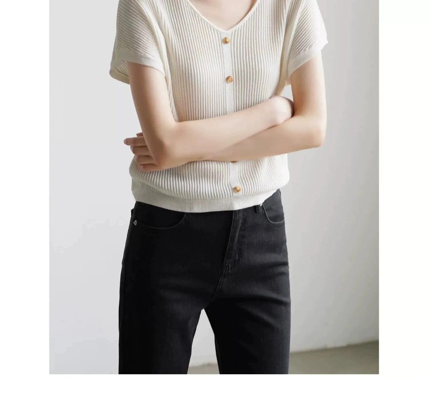 Senior sense of temperament V-neck ice silk knitwear women's summer casual loose short sleeve mulberry silk T-shirt slimming top