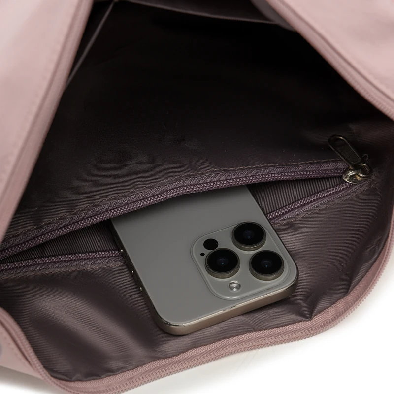 Women's large capacity - adjustable shoulder strap and zipper closure, smooth surface, travel bag