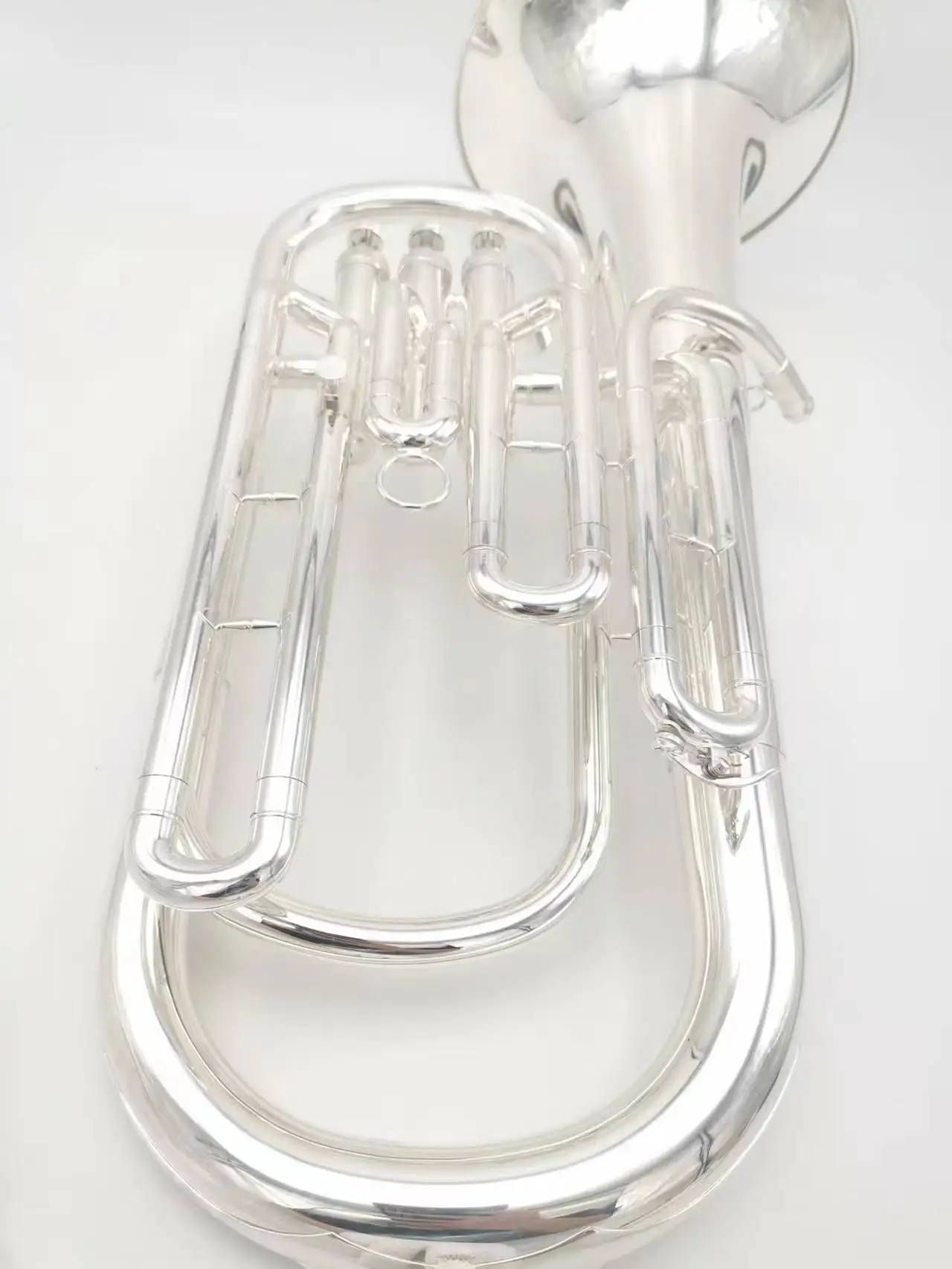 Santachi Ken tenor tenor horn/upper bass tuba hug horn flat B flat orchestra performed professionally