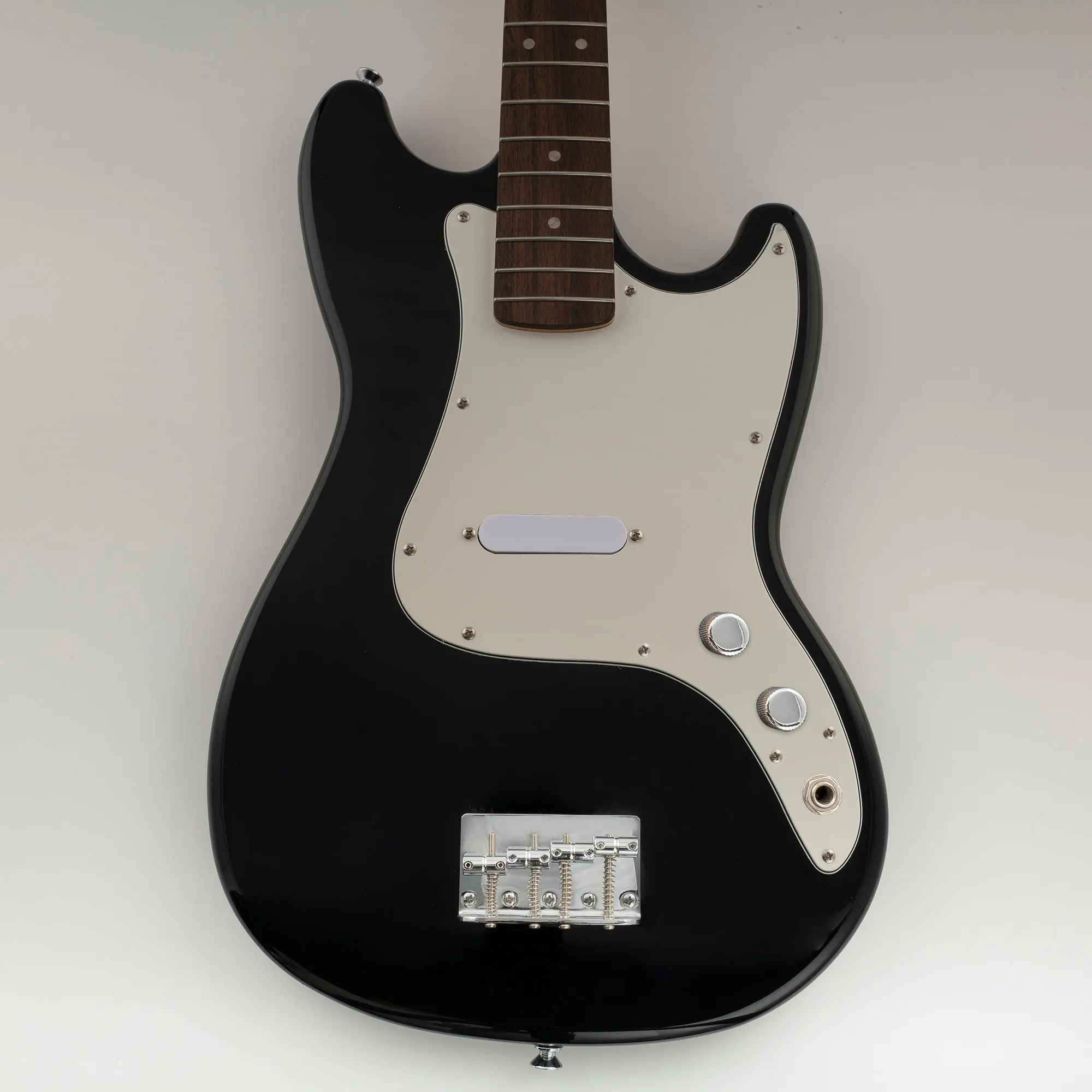 Musiclily Pro 11-Loch Bass-Schlagbrett für Squier Sonic Bronco Bass – Detail 9