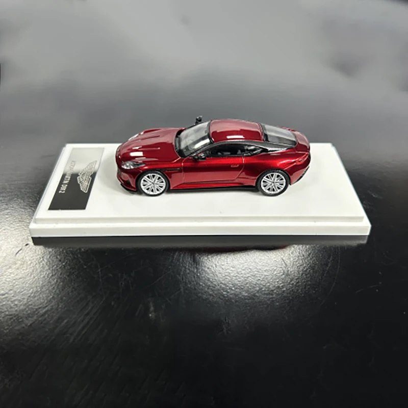 Diecast 1/64 Scale Aston Martin Alloy Car Model DB12 Car