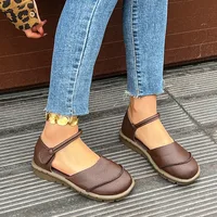 Sandales plates tête à bout pour femmes, chaussures d'été décontractées à semelles souples, nouveau style rétro, chaussures pour mères, chaussures pour femmes de grande taille 3
