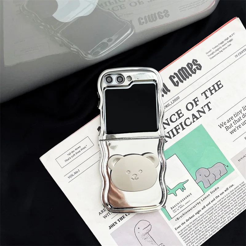

Little Bear Phone Stand Case for Samsung Galaxy Z Flip 6 5 4 3 Protective Back Cover for ZFlip4 ZFlip5 ZFlip6 Case Shell