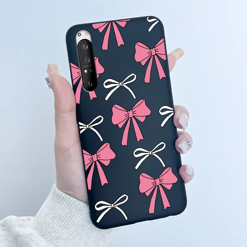 Luxury Cute Cat & Love Rabbit Black Silicone Soft Phone Case