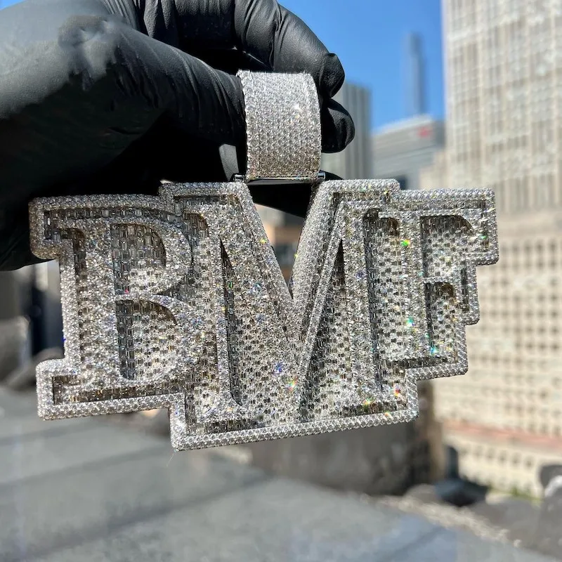 Custom Luxury Hip Hop Iced Out 925Silver Fine Jewelry Micro Pave D Color Vvs Baguette Moissanite Diamond Letter Pendant Necklace 45mm medium circle custom photo pendant hip hop jewelry cz 925silver vvs moissanite personalized memory picture necklace pendant