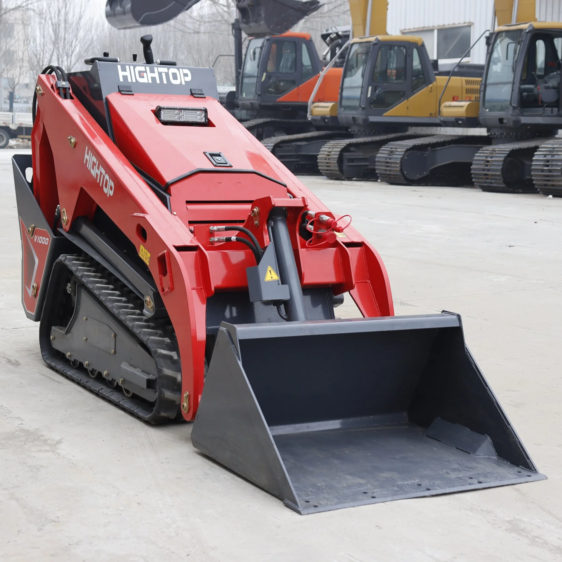 Рисунок 5 - HT-V1000 маленький погрузчик с дизельным двигателем