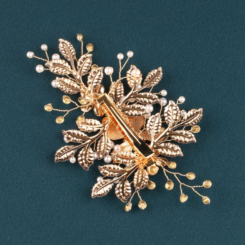 Accessorio per Capelli da Sposa con Fiore Rosa, Strass e Perle, Fermaglio per Capelli da Damigella, Elegante Decorazione per Occasioni Speciali - immagine 2