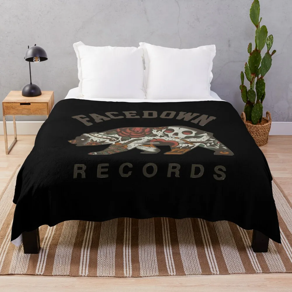 

FACEDOWN BAND Throw Blanket Vintage Blanket