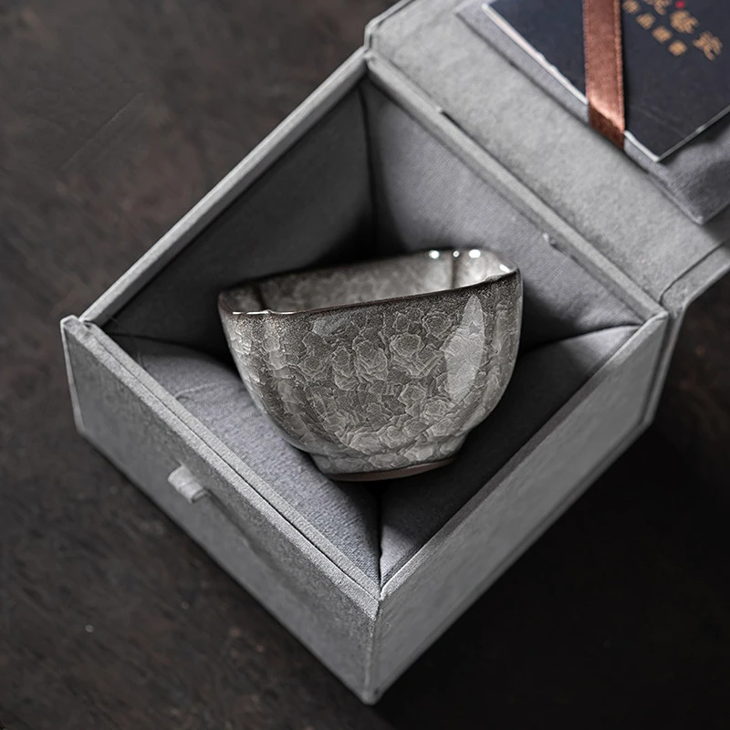 

High-end Black Ice Master Cup Single Cup Ice Crack Tea Cup Tea Cup Ceramic Building Kung Fu Tea Set Tea Cup Gift Box