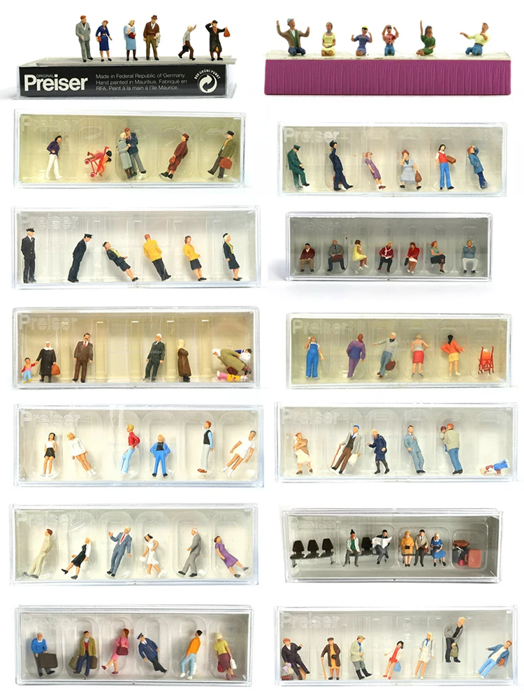 HO187miniaturefiguremodeloftrainsitpassengermodelwaiting