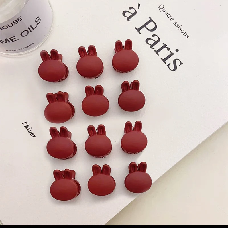 12 pcs Red rabbit