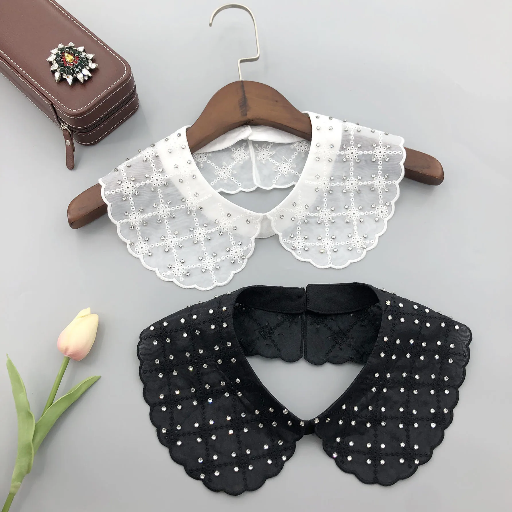 

Vintage Beads Fake Collar for Women Shirt Detachable Lapel Collar False Blouse Neck Collar Clothing Accessories Ties