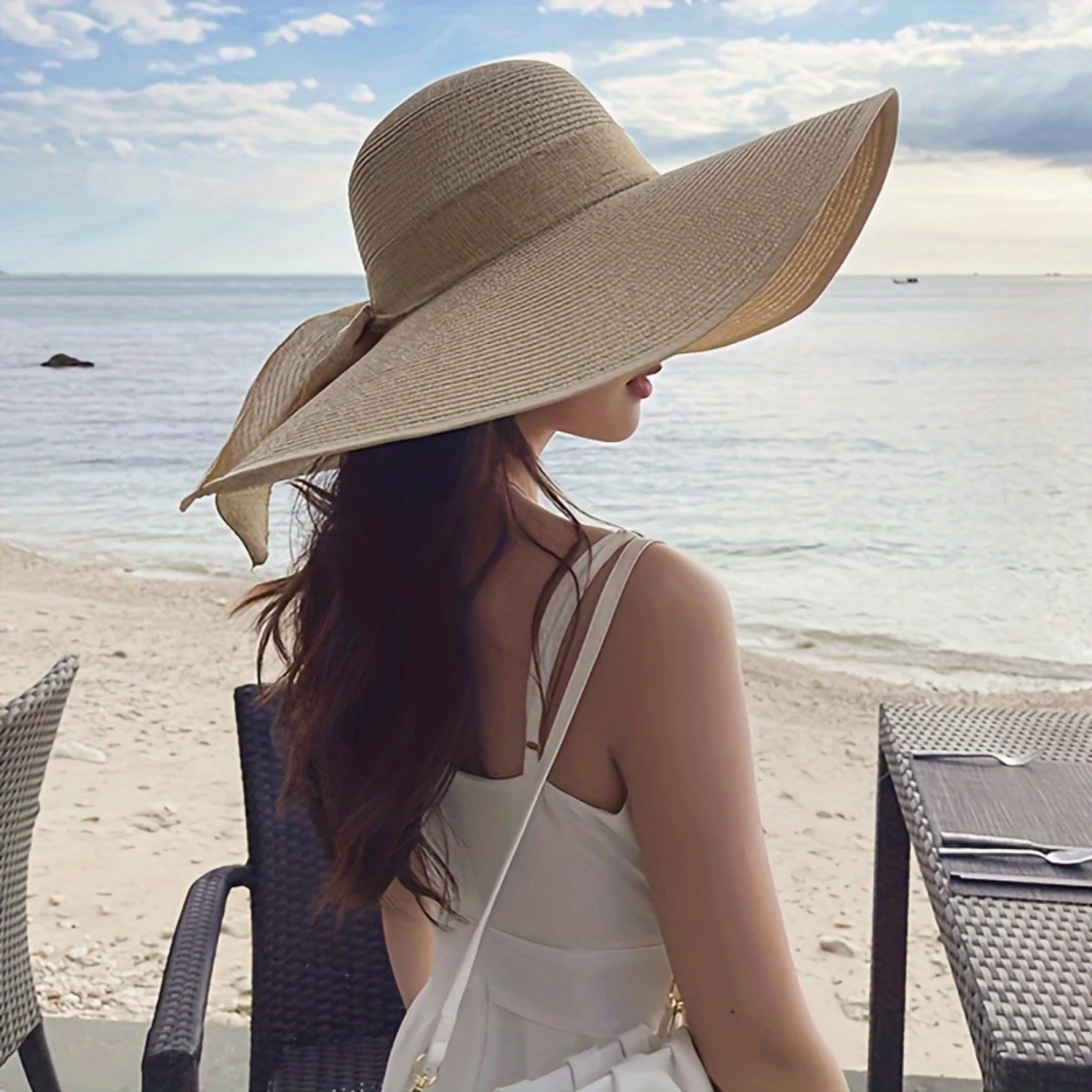 Women's Wide Brim Straw Hat, Foldable Summer UV Beach Hats With Bowknot, Flexible Dome Hat For Outdoor Use