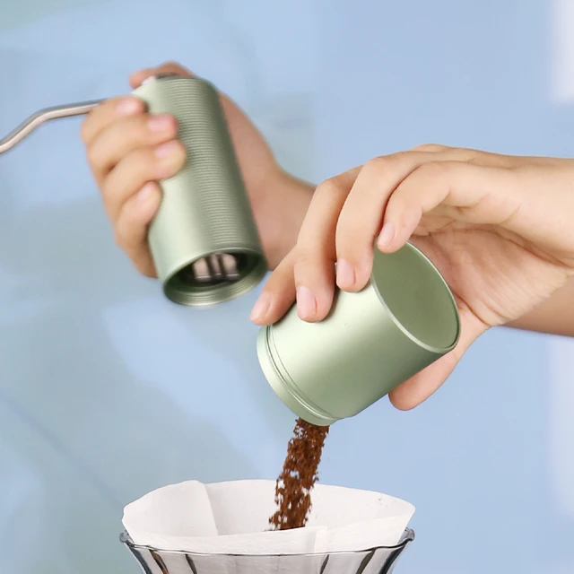 업그레이드 수동 커피 연마기로 진정한 커피의 맛을 경험하세요.