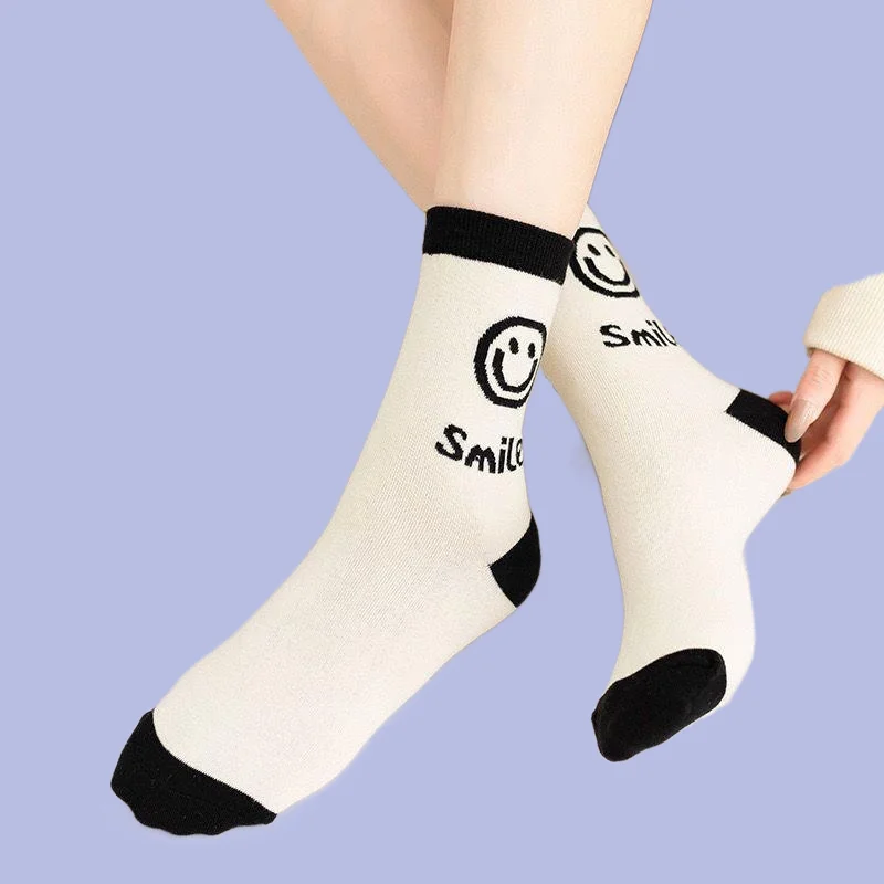 

5 Pairs Smiling Socks Spring and Autumn Stockings Korean Version Versatile Cartoon Socks College Style Stockings