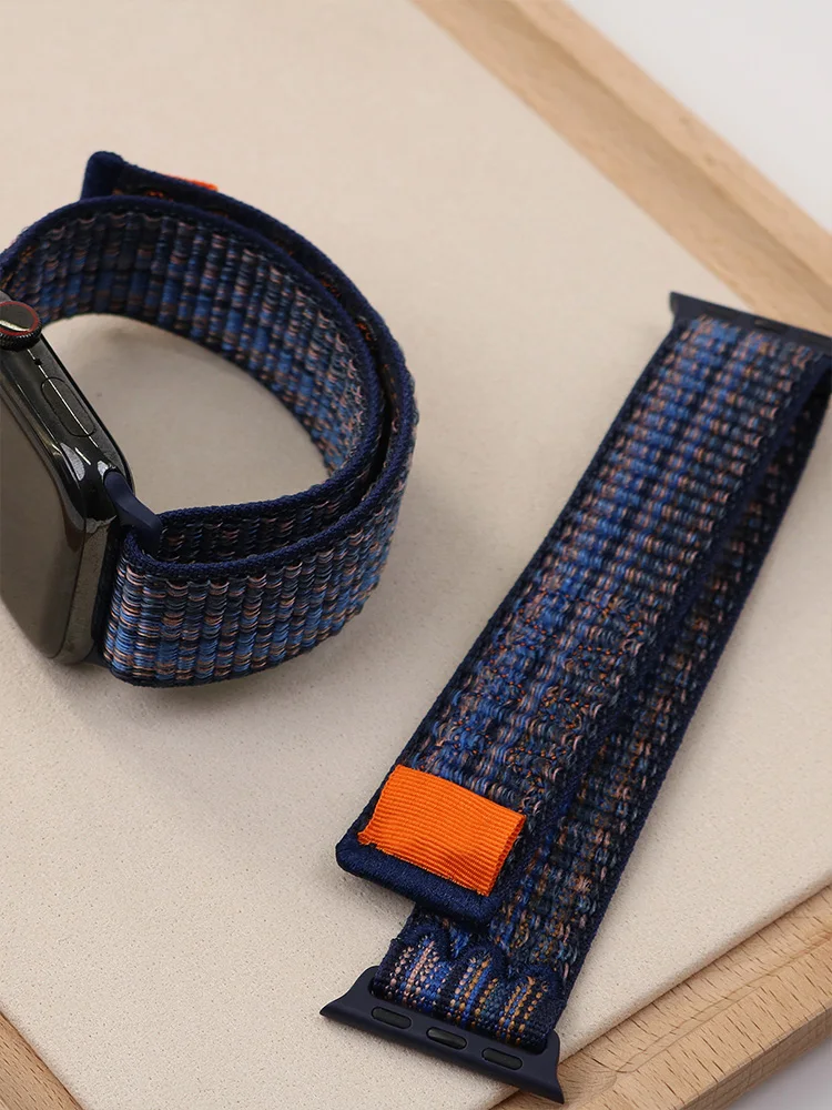 Nylon Loop Strap for Smartwatches - Versatile and Adjustable Bracelet Band