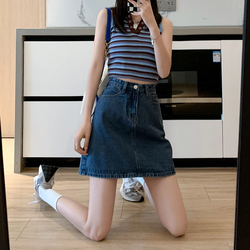 

2024 Women Summer Fashion All-match A-line Skirts Female Pockets Denim Mini Skirts Ladies New Casual Solid Color Skirt K28