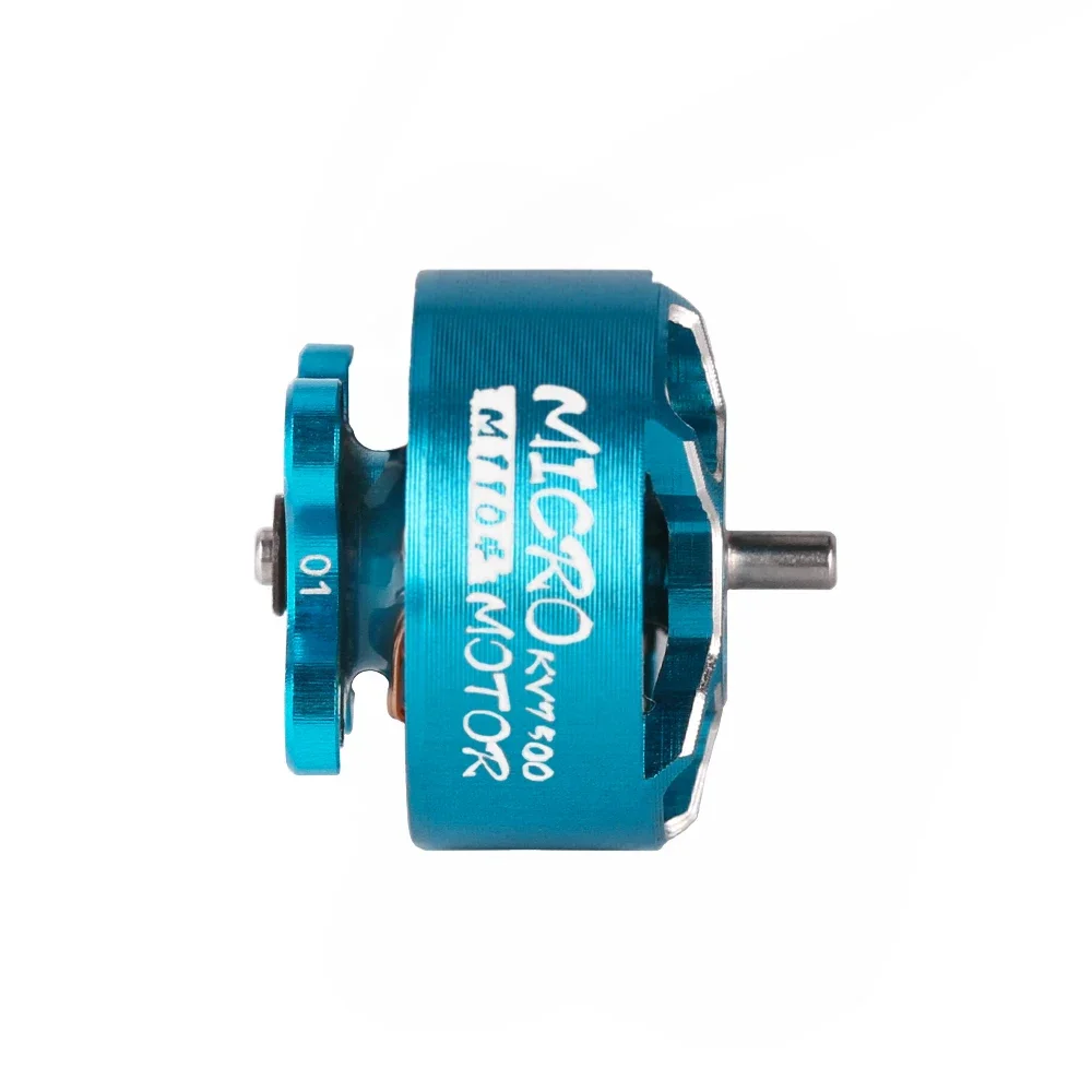 Moteur T-MOTOR M1104 KV7500 pour drone FPV course freestyle, présenté avec une hélice adaptée au format 1.6-2 pouces