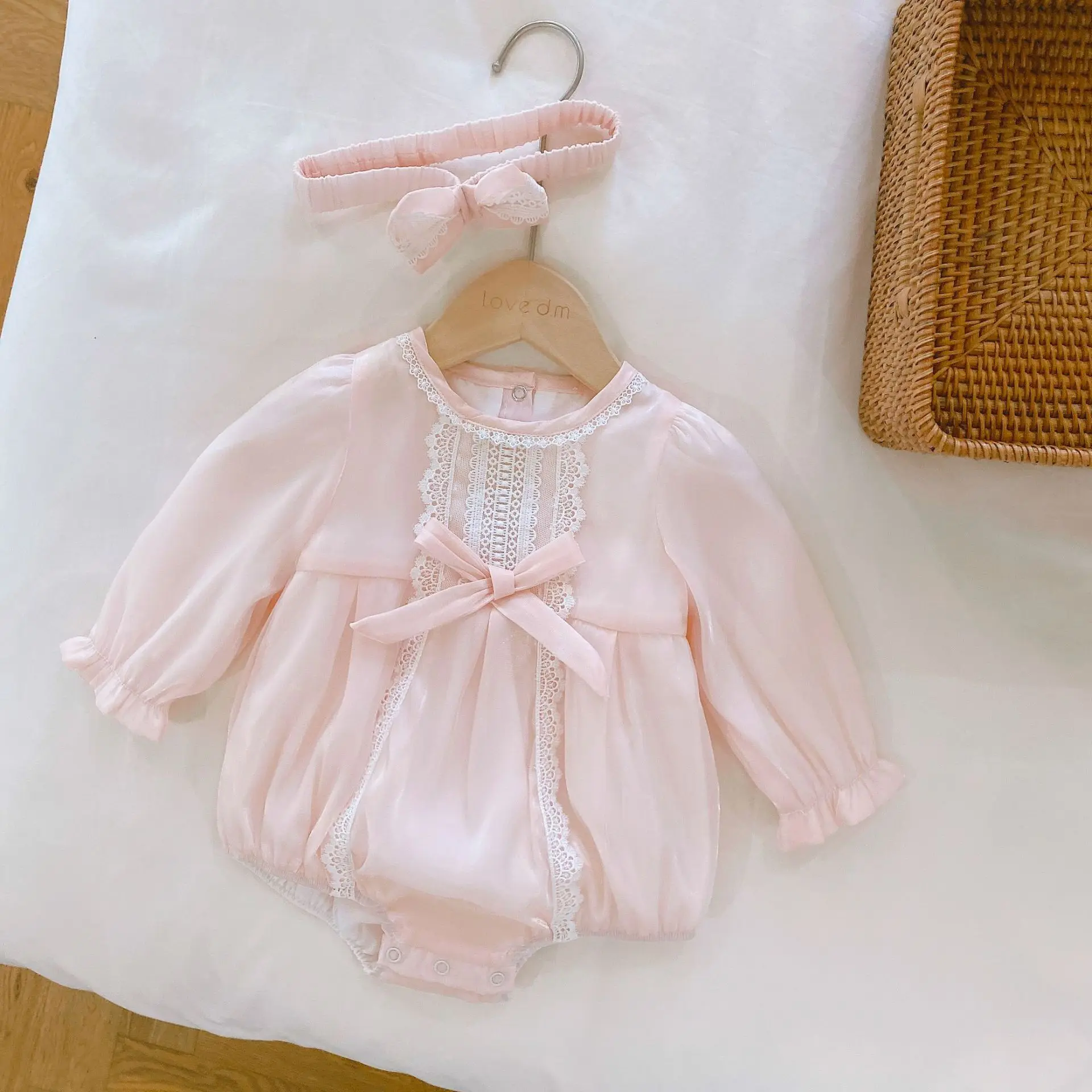 

Spring Summer Girl Sweet Lace Dress Baby Girl Long-sleeved Romper + Headband 2pcs Infant Girl One-piece Baby Birthday Outfit