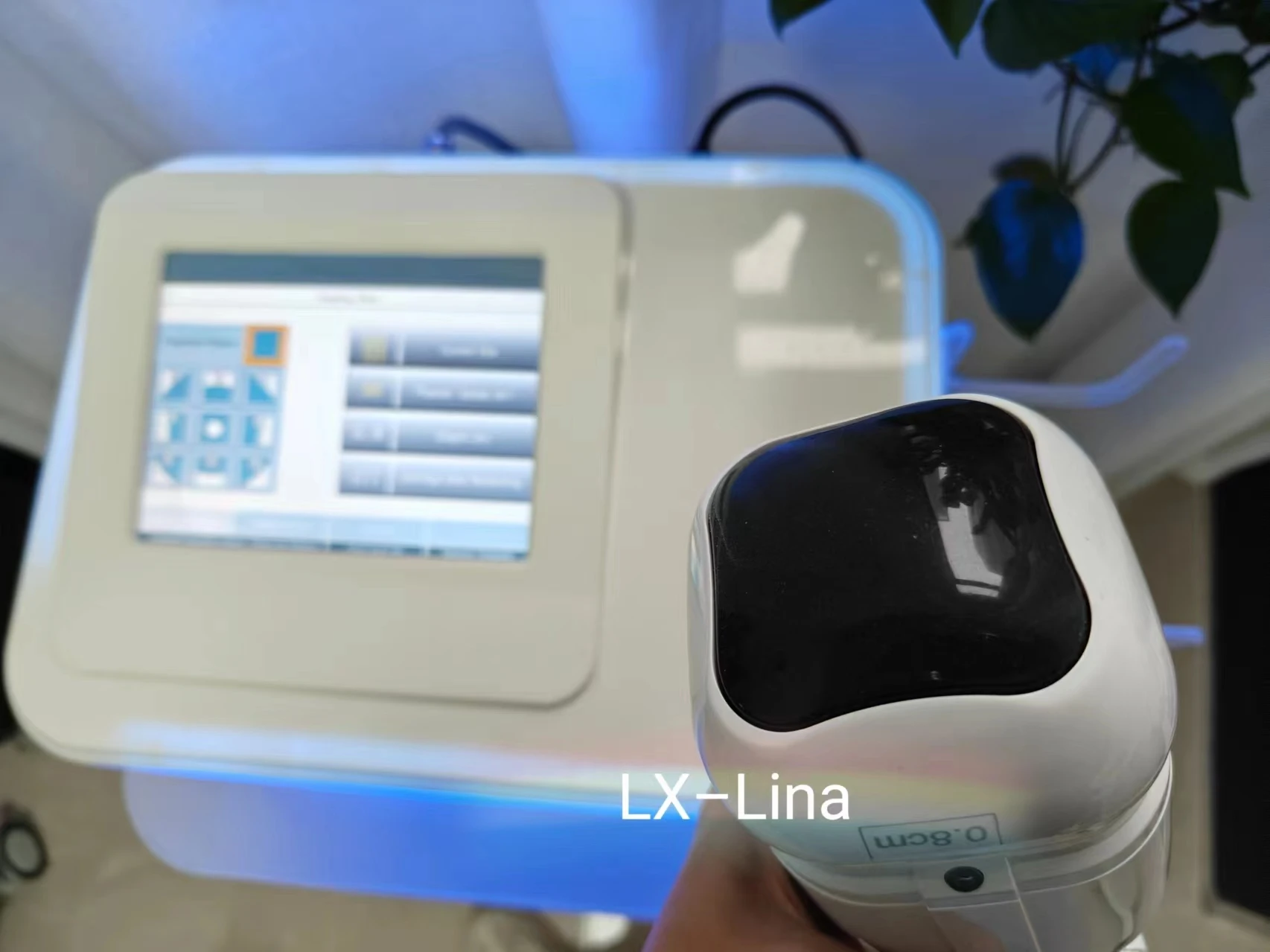 

2024 Portable liposonic beauty machine for body slimming face lift body shaping cellulite reduction device skin tightening