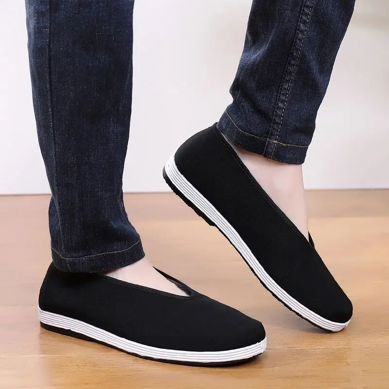 Chinese Traditional Martial Arts Shoes Men Kung Fu Wing Chun Tai-Chi Wushu Black Cloth Old Beijing Casual Shoes Sport Sneaker