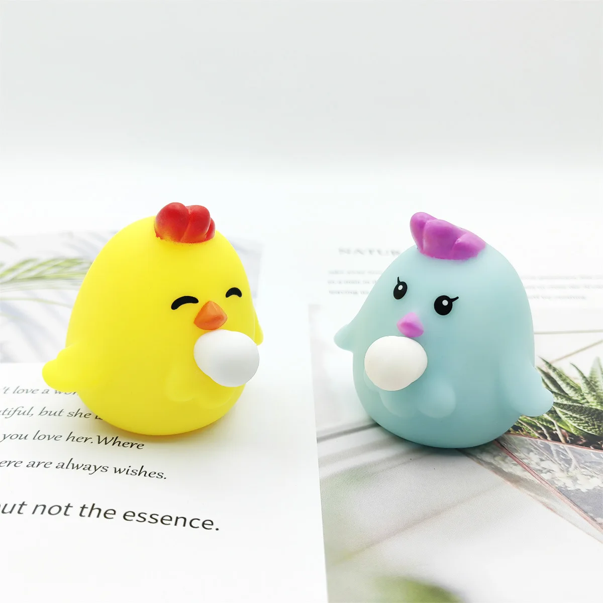

Children's Peculiar Stress-relieving Toys Spitting Bubbles Chick Choking Interesting Novelty Vent Blowing Bubbles Turkey