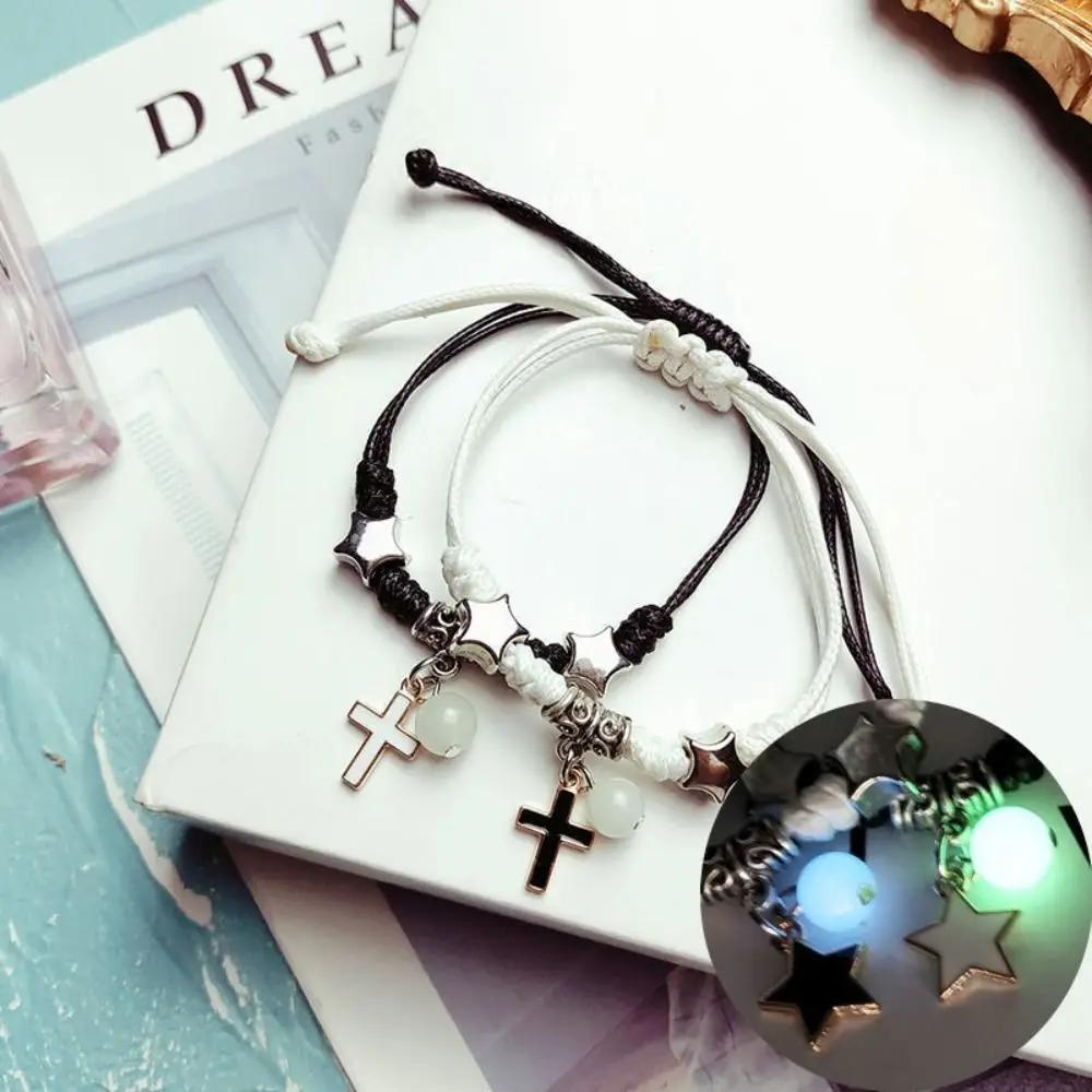 thumbnail image 1 of Pulsera de la amistad con cuentas luminosas para parejas, brazalete de 2 piezas, cuerda tejida, estrella, flor, Corazón, 1 of 5