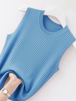 قميص قصير نسائي مريح بلون سادة لعام 2025، قميص صيفي محبوك أبيض قصير بدون أكمام 3