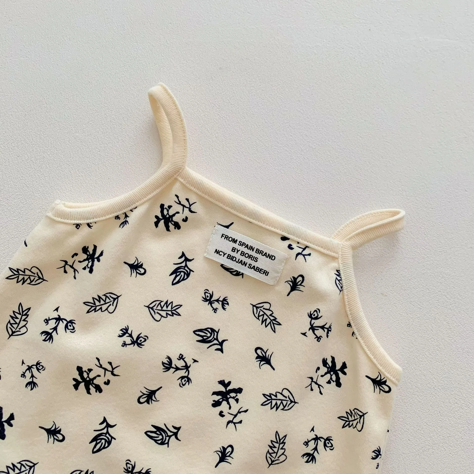 Ircomll 2-teiliger Sommer-Strampler für Babys, Jungen und Mädchen, ärmellos, mit Knöpfen, lässiger Overall für Neugeborene, Einteiler, Krabbelanzug – Detail 11