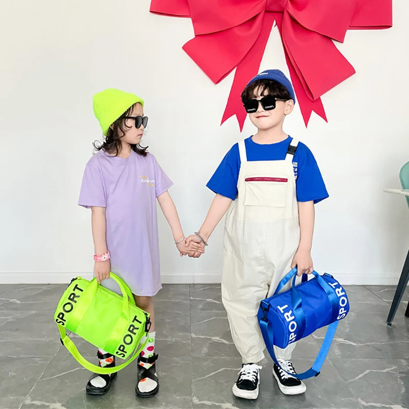 Children'S Tote Travel Bag for Kids Luggage Weekend Gym Sports Fitness Handbag Outdoor Shoulder Duffle Swimming Crossbody Bag 2