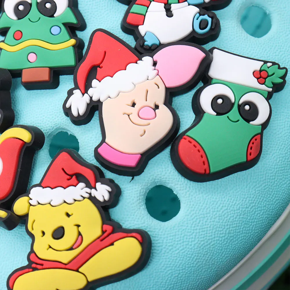 1-24Pcs Lovely Disney Cartoon Duck Sandals Shoe Buckle Charms Kids Favorite Decorations DIY Phone Case Christmas Gift