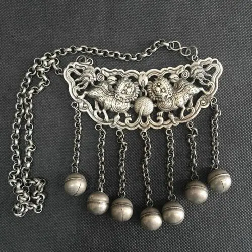 

Antique Craft Collection Retro Lock Pendant Double Lion Tibetan Silver Lock