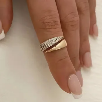 Anelli da sole placcati in oro per donna Pietra naturale intarsiata in anello con struttura in metallo cavo Gioielli alla moda