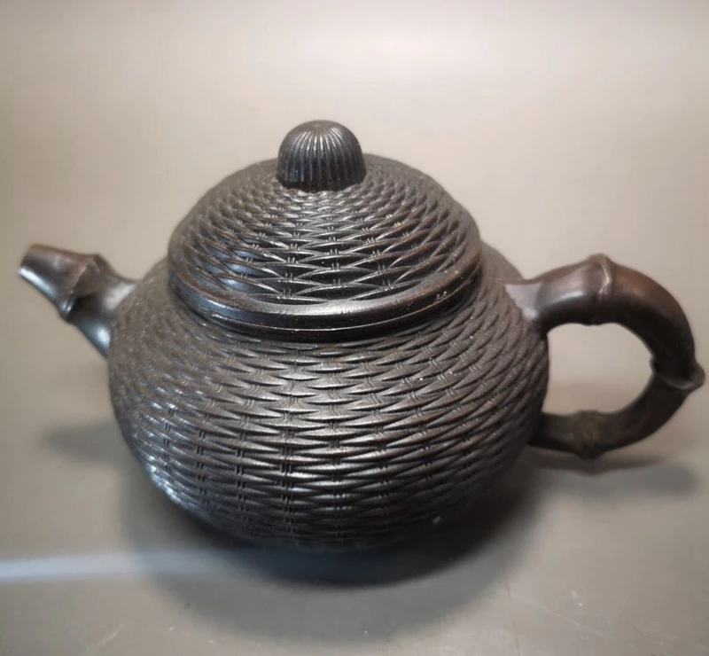 

Antique Bronze Ware, Made in the Qianlong reign, Brass, Bamboo, Water Pot, Tea Pot, Wine Pot, Antique Home Furnishing
