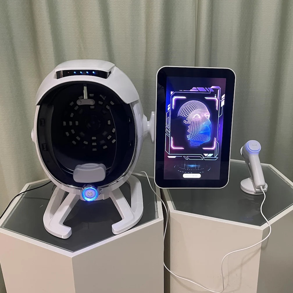 15.6 Inch Skin Analyzer Machine Professional Facial Scalp Hair Follicle Oil Moisture Care Detector Skin Analysis Test