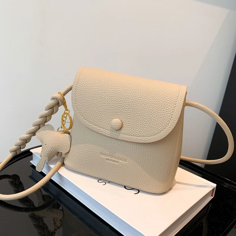 

Bags for Women Luxury Designer High Versatile New Trend Single Shoulder Crossbody Bag Popular Texture Explosive Water Bucket Bag